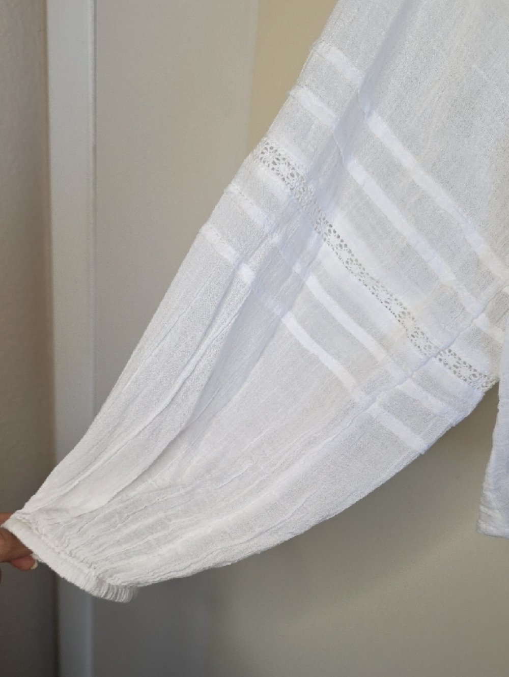 Universal Thread White Ruffle Peasant Blouse - Picture 6 of 8